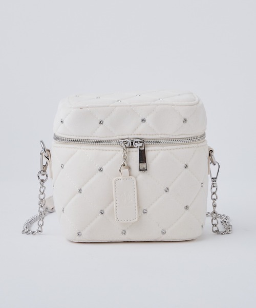 one after another NICE CLAUP(ワンアフターアナザーナイスクラップ)の「キルティングバニティショルダーバッグ/WEB限定アイテム(ショルダーバッグ・レディース・ブラック系その他/アイボリー系/ブラック/アイボリー/ブラック系その他2/ピンク/ベージュ・FREE)」の6枚目の写真