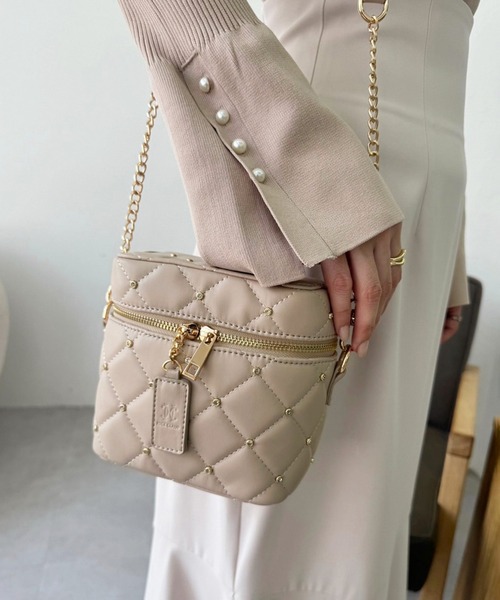 one after another NICE CLAUP(ワンアフターアナザーナイスクラップ)の「キルティングバニティショルダーバッグ/WEB限定アイテム(ショルダーバッグ・レディース・ブラック系その他/アイボリー系/ブラック/アイボリー/ブラック系その他2/ピンク/ベージュ・FREE)」の5枚目の写真