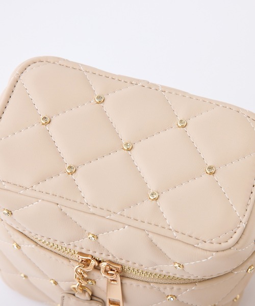 one after another NICE CLAUP(ワンアフターアナザーナイスクラップ)の「キルティングバニティショルダーバッグ/WEB限定アイテム(ショルダーバッグ・レディース・ブラック系その他/アイボリー系/ブラック/アイボリー/ブラック系その他2/ピンク/ベージュ・FREE)」の10枚目の写真