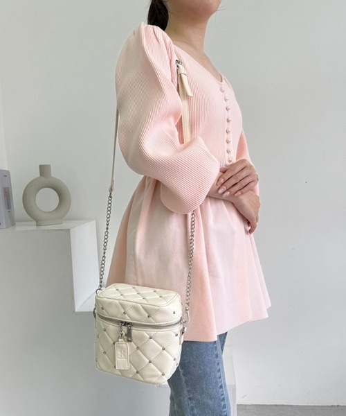 one after another NICE CLAUP(ワンアフターアナザーナイスクラップ)の「キルティングバニティショルダーバッグ/WEB限定アイテム(ショルダーバッグ・レディース・ブラック系その他/アイボリー系/ブラック/アイボリー/ブラック系その他2/ピンク/ベージュ・FREE)」の22枚目の写真