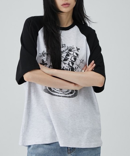 ACOVER(オコボ)の「A'GEM/9 × .kom 『ACOVER/オコボ』 Dreaming Raglan Oversized Fit Short Sleeve T-shirt/ドリーミング ラグラン TEE(Tシャツ/カットソー・メンズ・ライトグレー/アイボリー/ブラック/グレー/チャコールグレー・FREE)」の6枚目の写真