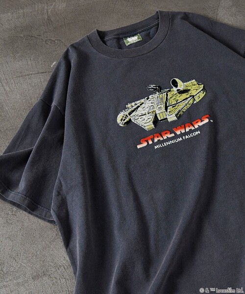 FREAK'S STORE(フリークスストア)の「FREAK’S STORE/フリークスストア STARWARS/スターウォーズ ミレニアム ファルコン フロッキー加工 ショートスリーブ クルーネックTシャツ/リラックスフィット(Tシャツ/カットソー・メンズ・グレー/ブラック/ネイビー・MEDIUM/LARGE)」の3枚目の写真
