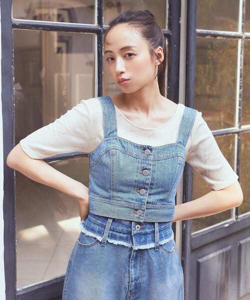 earth music&ecology（アースミュージックアンドエコロジー）の「フロントボタンデニムビスチェ（ベスト・レディース・インディゴブルー/ブラック・FREE）」の15枚目の写真