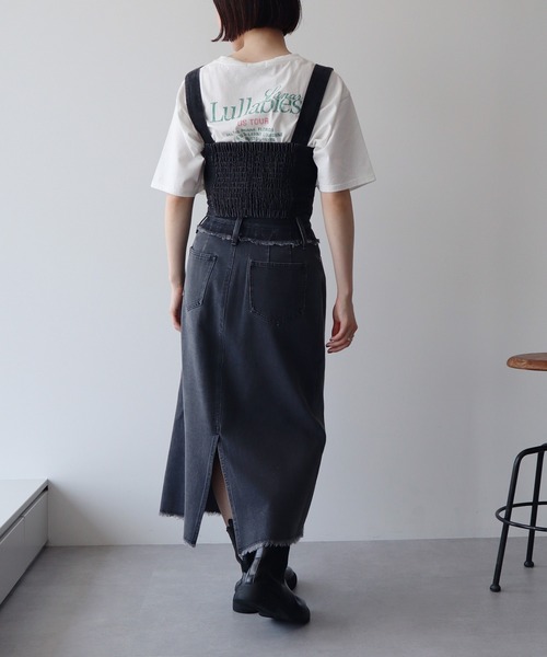 earth music&ecology（アースミュージックアンドエコロジー）の「フロントボタンデニムビスチェ（ベスト・レディース・インディゴブルー/ブラック・FREE）」の5枚目の写真