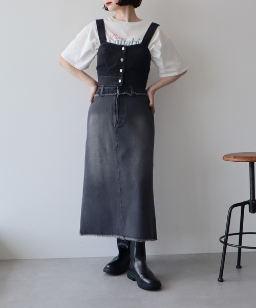 earth music&ecology（アースミュージックアンドエコロジー）の「フロントボタンデニムビスチェ（ベスト・レディース・インディゴブルー/ブラック・FREE）」の6枚目の写真