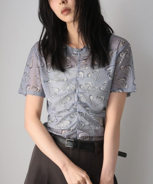 Girly Doll(ガーリードール)の「シアーハート柄トップス(Tシャツ/カットソー・レディース・ホワイト/グレー/ブラック・M/L)」の3枚目の写真