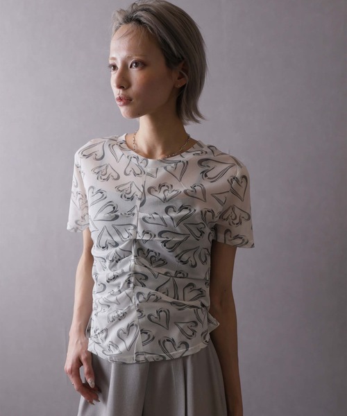 Girly Doll(ガーリードール)の「シアーハート柄トップス(Tシャツ/カットソー・レディース・ホワイト/グレー/ブラック・M/L)」の12枚目の写真