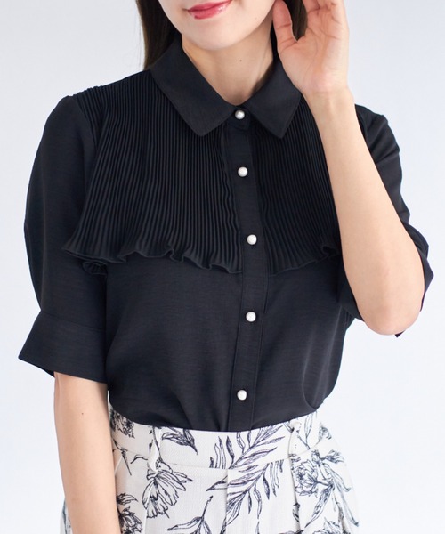 tocco closet（トッコ　クローゼット）の「【ZOZO限定】シフォンプリーツブラウス（シャツ/ブラウス・レディース・オフホワイト/ブラック/オレンジ・M）」の3枚目の写真