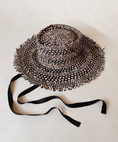 ORIENT MILLINERY(オリエント ミリナリー)の「MIXA【ミクサ】ラティス編みフリンジカノチェハット(ハット・レディース・ナチュラル/ブラック・FREE)」の19枚目の写真