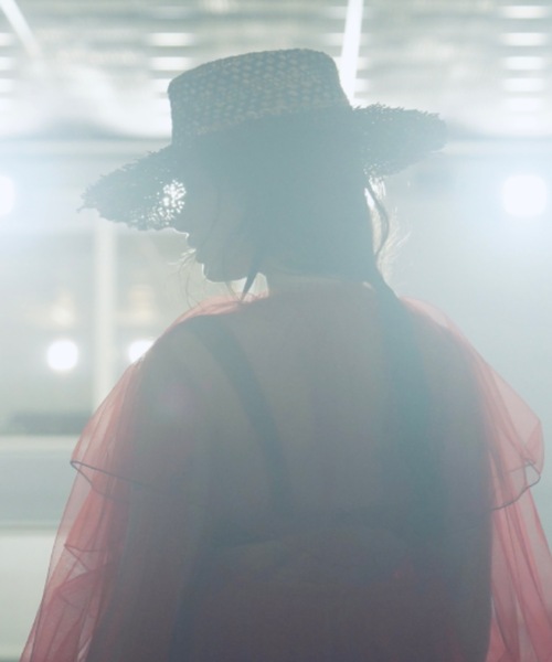 ORIENT MILLINERY(オリエント ミリナリー)の「MIXA【ミクサ】ラティス編みフリンジカノチェハット(ハット・レディース・ナチュラル/ブラック・FREE)」の8枚目の写真