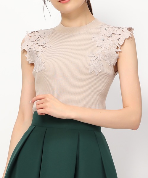 MISCH MASCH(ミッシュマッシュ)の「レースフレンチスリーブニット/MM438301(ニット/セーター・レディース・ホワイト/ベージュ/ブラック・フリ-)」の3枚目の写真