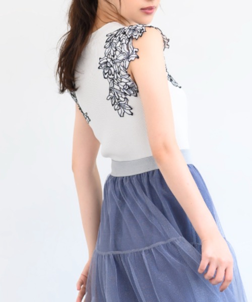 MISCH MASCH(ミッシュマッシュ)の「レースフレンチスリーブニット/MM438301(ニット/セーター・レディース・ホワイト/ベージュ/ブラック・フリ-)」の18枚目の写真