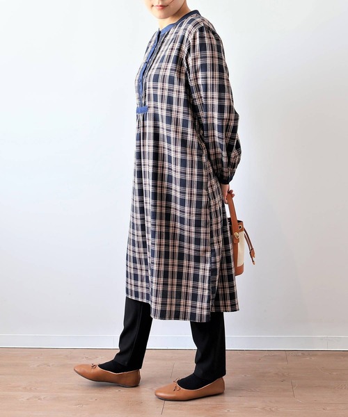 【セール】【L～6L 大きいサイズ】バンドカラーブロントピンタックワンピース（ワンピース）｜MB mint breeze（エムビーミントブリーズ）