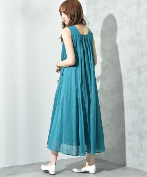 INTERPLANET(インタープラネット)の「綿ボイル2WAYエアリーフレアーワンピース(ワンピース・レディース・カーキ/チャコールグレー/イエロー/グリーン・FREE)」の3枚目の写真