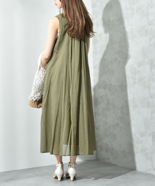 INTERPLANET(インタープラネット)の「綿ボイル2WAYエアリーフレアーワンピース(ワンピース・レディース・カーキ/チャコールグレー/イエロー/グリーン・FREE)」の14枚目の写真