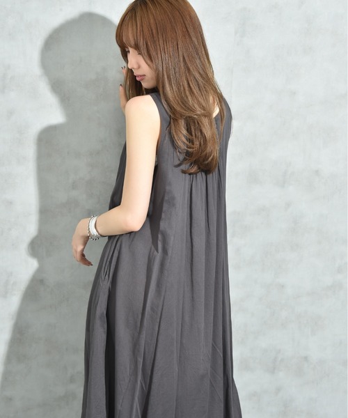 INTERPLANET(インタープラネット)の「綿ボイル2WAYエアリーフレアーワンピース(ワンピース・レディース・カーキ/チャコールグレー/イエロー/グリーン・FREE)」の10枚目の写真