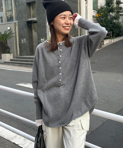 JOURNAL STANDARD relume（ジャーナルスタンダード　レリューム）の「《追加》ウールミックス2wayビッグプルオーバー（ニット/セーター・レディース・チャコールグレー/グレー/アイボリー/ライトグレー/モスグリーン/レッド・FREE）」の4枚目の写真