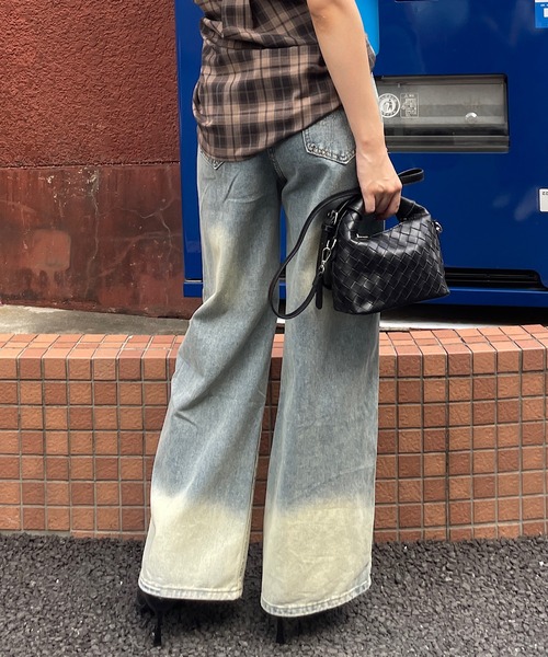 ROGER AND RAW(ロジャーアンドロウ)の「ダメージワイドデニムパンツ(デニムパンツ・レディース・ブルー・SMALL/MEDIUM)」の8枚目の写真