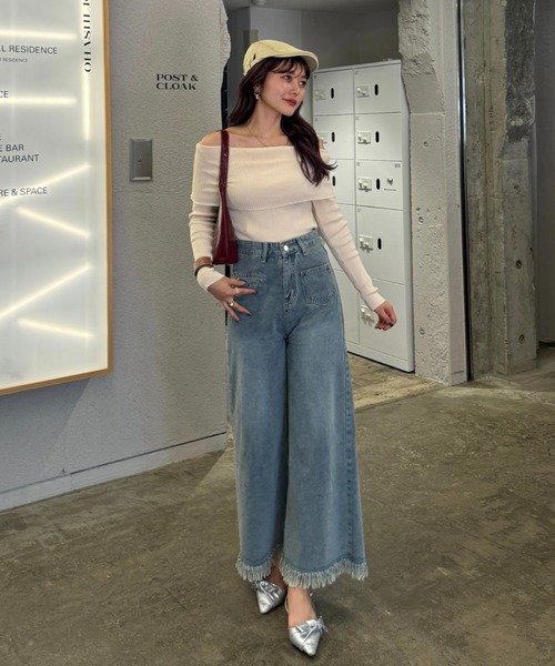 efill（エフィル）の「裾 フリンジ デニムパンツ（デニムパンツ・レディース・ダークブルー・S）」の3枚目の写真