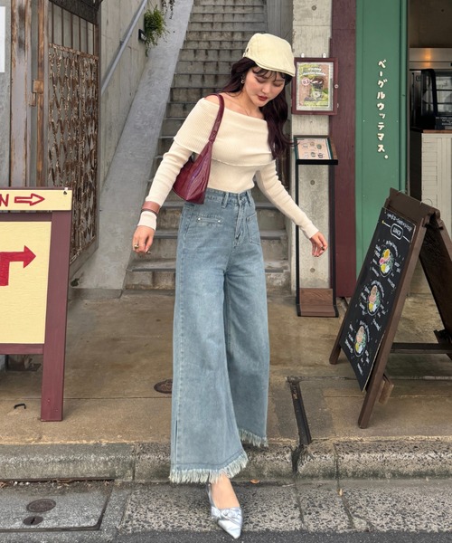 efill（エフィル）の「裾 フリンジ デニムパンツ（デニムパンツ・レディース・ダークブルー・S）」の5枚目の写真