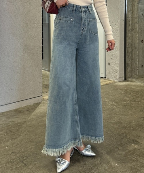 efill（エフィル）の「裾 フリンジ デニムパンツ（デニムパンツ・レディース・ダークブルー・S）」の12枚目の写真