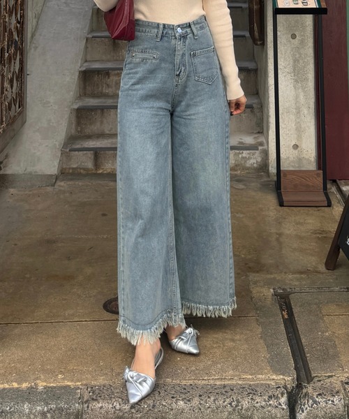 efill（エフィル）の「裾 フリンジ デニムパンツ（デニムパンツ・レディース・ダークブルー・S）」の10枚目の写真