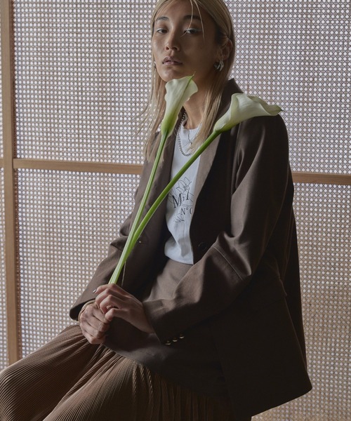 Muel Chic(ミュエルシック)の「Olsen Jacket オルセンジャケット(テーラードジャケット・レディース・ブラウン/チャコールグレー・FREE)」の6枚目の写真