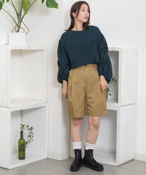 POU DOU DOU（プードゥドゥ）の「ワイドタックハーフパンツ（その他パンツ・レディース・キナリ/モカ/ダークグレー・M）」の8枚目の写真