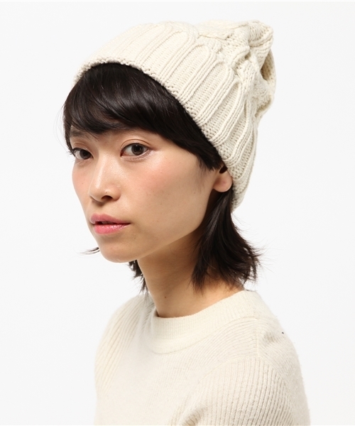 Discoat Parisien（ディスコートパリシアン）の「ケーブルニットキャップ（ニットキャップ/ビーニー・レディース・グレー/ブラック/ネイビー/ライトベージュ/ボルドー・ﾌﾘ-）」の6枚目の写真