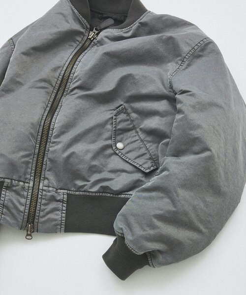 JOURNAL STANDARD（ジャーナルスタンダード）の「オーバーフィット ボンバーブルゾン（MA-1・メンズ・ブラック/カーキ/ブラウン・MEDIUM/LARGE）」の21枚目の写真