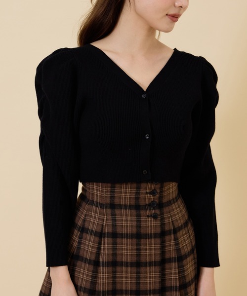 REDYAZEL（レディアゼル）の「ボリュームショルダーリブカーディガン（カーディガン/ボレロ・レディース・ブラウン/ブラック/グレー・FREE）」の11枚目の写真