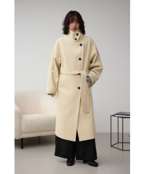 AZUL by moussy(アズールバイマウジー)の「スタンドカラーウォッシャブルロングコート(チェスターコート・レディース・ブラック/ライトベージュ/杢グレー・SMALL/MEDIUM)」の20枚目の写真