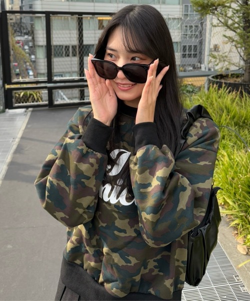 セール】迷彩ロゴ起毛トレーナー（スウェット）｜shrita（シュリータ