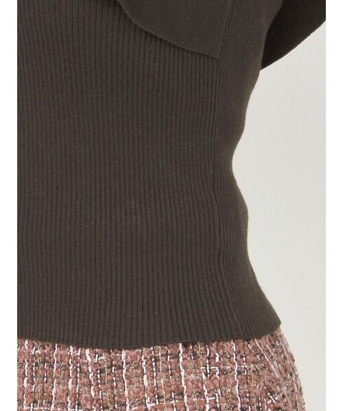 MERCURYDUO（マーキュリーデュオ）の「2WAYフォールドラッフルロングスリーブニット（ニット/セーター・レディース・ブラウン/ブラック/オフホワイト/ベビーピンク・FREE）」の13枚目の写真