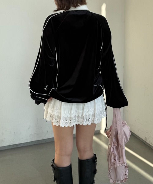 nemne store(ネンネストア)の「【Seoup】ベロアギャザートップス(その他トップス・レディース・ライトグレー/ブラック・SMALL/MEDIUM)」の13枚目の写真