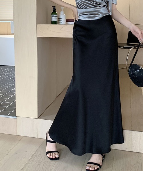 FREE STYLISTS（フリー スタイリスト）の「YUGA_YGMC　サテンマーメイドロングスカート（スカート・レディース・シャンパン/ブラック/オフホワイト・S/L/M）」の16枚目の写真