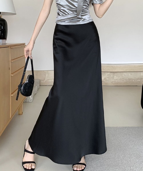 FREE STYLISTS（フリー スタイリスト）の「YUGA_YGMC　サテンマーメイドロングスカート（スカート・レディース・シャンパン/ブラック/オフホワイト・S/L/M）」の17枚目の写真