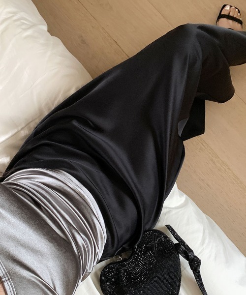 FREE STYLISTS（フリー スタイリスト）の「YUGA_YGMC　サテンマーメイドロングスカート（スカート・レディース・シャンパン/ブラック/オフホワイト・S/L/M）」の20枚目の写真