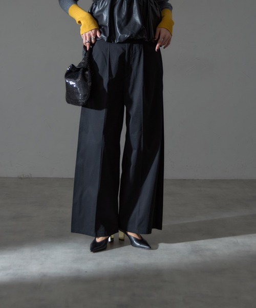 each(イーチ)の「サイドプリーツタック入りワイドパンツ(その他パンツ・レディース・アイボリー/カーキ/ブラック・M)」の5枚目の写真