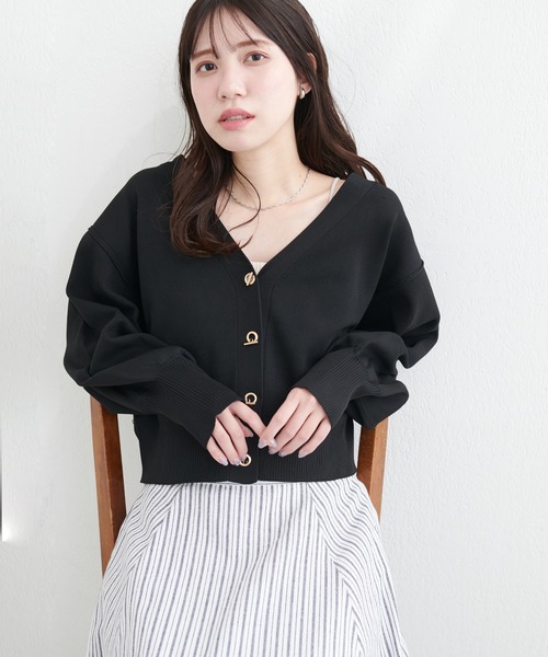 natural couture(ナチュラルクチュール)の「プチプラハトメバー釦カーデ(カーディガン/ボレロ・レディース・ライトグレー/ラベンダー/ネイビー/グレイッシュベージュ/サックスブルー/ブラック/チャコールグレー/アイボリー・FREE)」の11枚目の写真