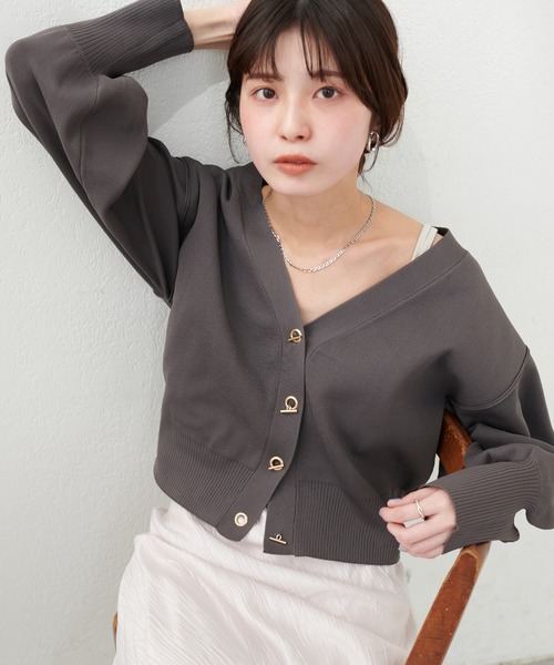 natural couture(ナチュラルクチュール)の「プチプラハトメバー釦カーデ(カーディガン/ボレロ・レディース・ライトグレー/ラベンダー/ネイビー/グレイッシュベージュ/サックスブルー/ブラック/チャコールグレー/アイボリー・FREE)」の16枚目の写真