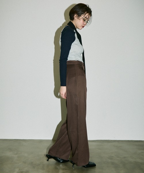 Clum(クルム)の「asymmetry wrap slacks pants / アシンメトリーラップスラックスパンツ(スラックス・レディース・ブラック/ブラウン・SMALL/MEDIUM)」の19枚目の写真