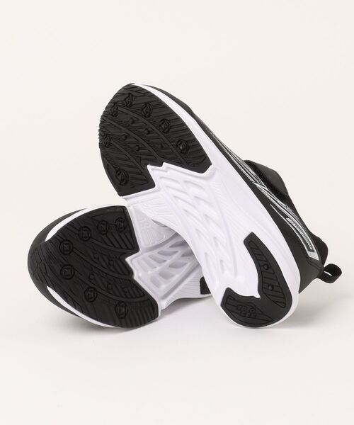 瞬足（シュンソク）の「【瞬足】防水設計スクールスニーカー（スニーカー・キッズ・ブルー/ブラック/ブラック×ブラック/ホワイト×ホワイト・19.0cm/20.0cm/21.0cm/21.5cm/22.0cm/22.5cm/23.0cm/23.5cm/24.0cm/24.5cm/25.0cm）」の6枚目の写真