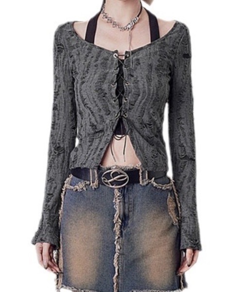 lilful(リルフル)の「【セットアイテム】ホルターネックキャミ グランジダメージレースアップカットソーカーディガン(Tシャツ/カットソー・レディース・ダークグレー・S/M/L)」の4枚目の写真