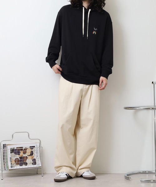 FUNALIVE(ファンアライブ)の「SHABBY レインボー刺繍プルオーバーパーカー unisex(パーカー・メンズ・ブラック/グレー/オフホワイト・S/XL/M/L)」の20枚目の写真