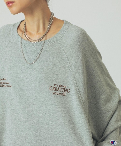 Champion（チャンピオン）の「【Champion別注】ROSE BUD×Champion BIG SWEAT（スウェット・レディース・ネイビー/ブラック/グレー/ブルー/グリーン・ONE SIZE）」の16枚目の写真