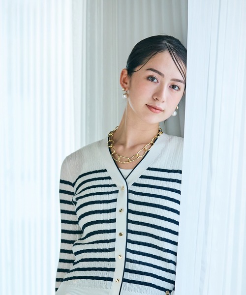 Audie a Muses（オーディアミューズ）の「マリンボーダーカーディガン（ニット/セーター・レディース・ブラック/オフホワイト・42/38）」の4枚目の写真