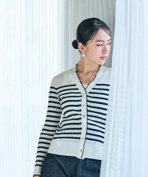 Audie a Muses（オーディアミューズ）の「マリンボーダーカーディガン（ニット/セーター・レディース・ブラック/オフホワイト・42/38）」の5枚目の写真