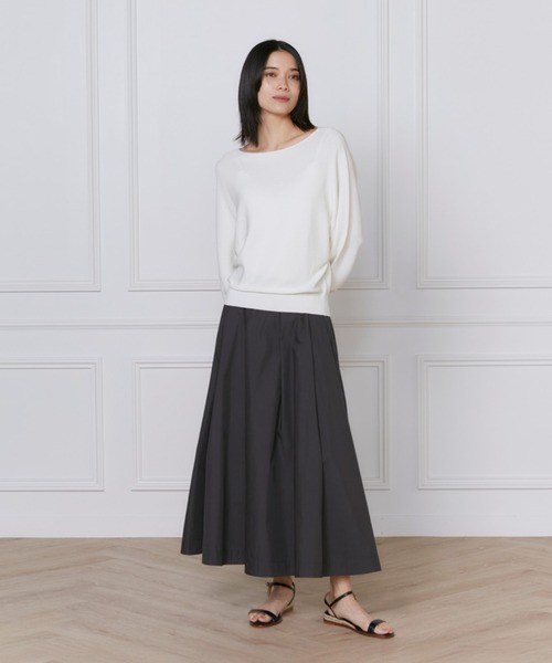 INED（イネド）の「タフタロングタックスカート（スカート・レディース・チャコールグレー/ベージュ・9号/11号/7号）」の3枚目の写真
