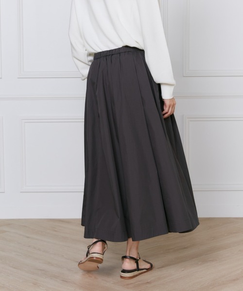 INED（イネド）の「タフタロングタックスカート（スカート・レディース・チャコールグレー/ベージュ・9号/11号/7号）」の7枚目の写真